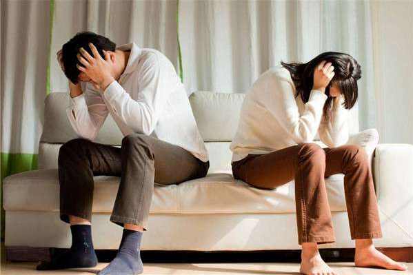 上海私家调查侦探：老婆离婚的态度非常坚决我该怎么办